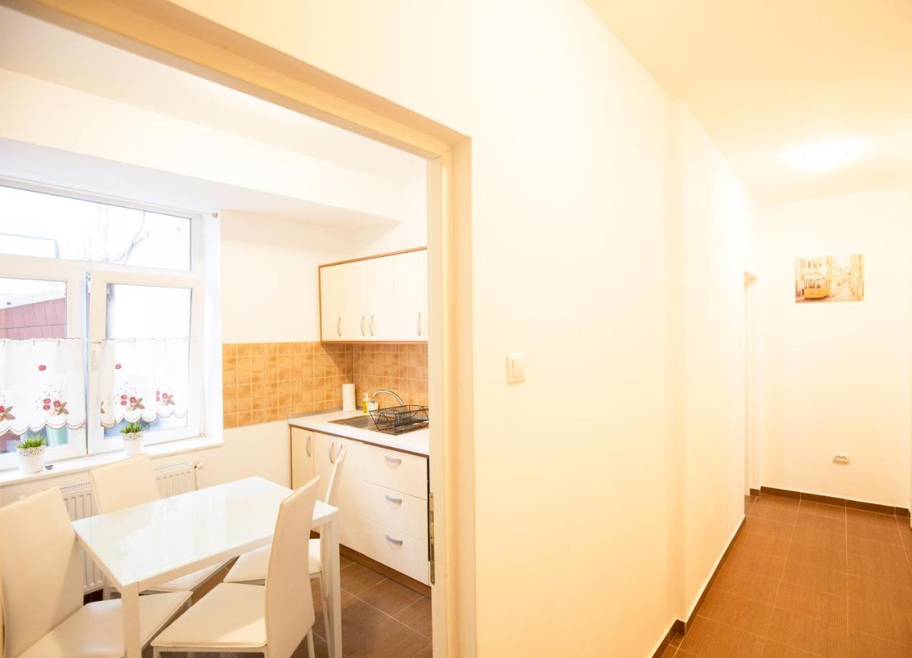 Sunny Old Town Apartment 브라쇼브 외부 사진
