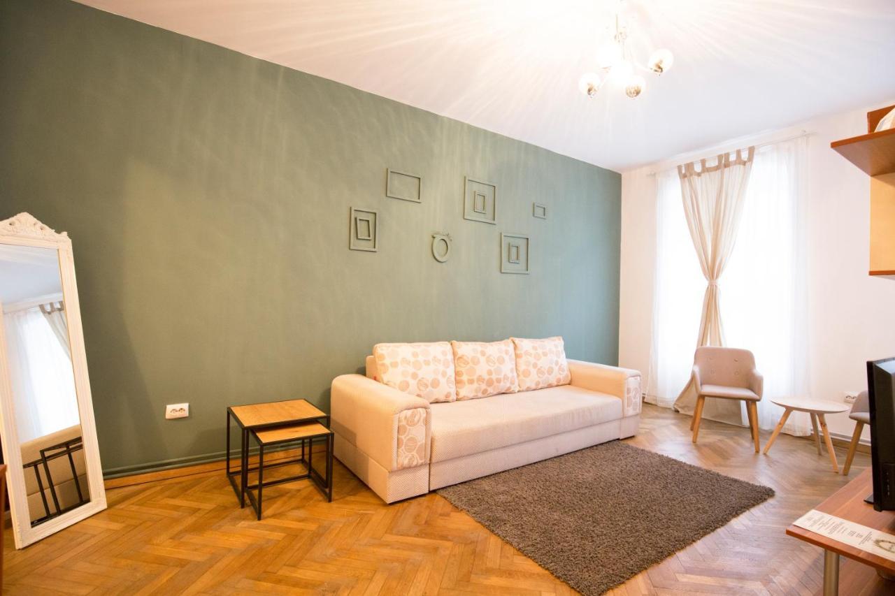 Sunny Old Town Apartment 브라쇼브 외부 사진