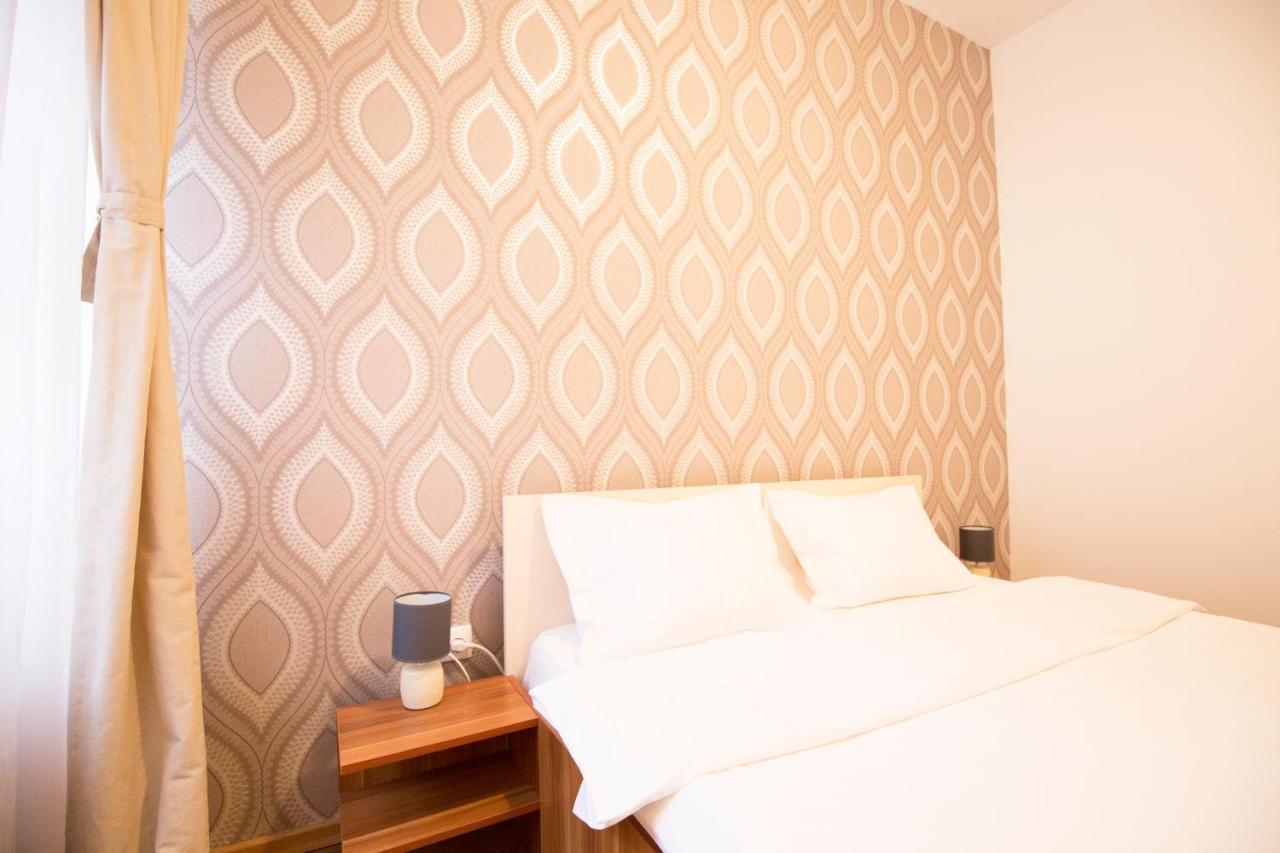 Sunny Old Town Apartment 브라쇼브 외부 사진