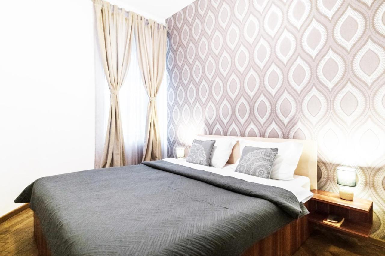 Sunny Old Town Apartment 브라쇼브 외부 사진
